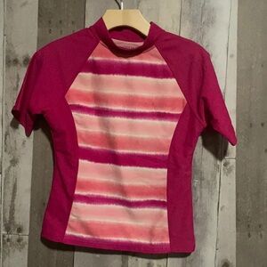 Lands’ End Short Sleeve Pink Stripe Rashguard 7/8